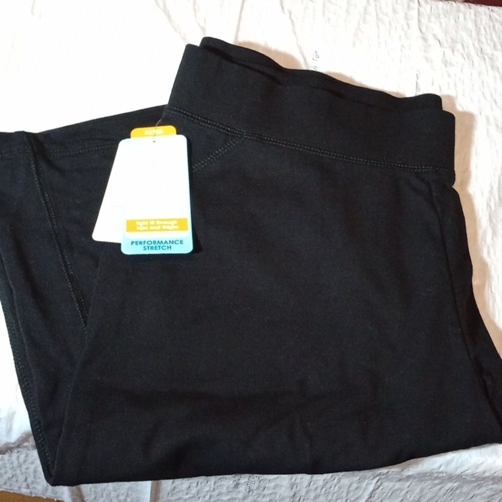 Be Inspired women's black shorts new with tags